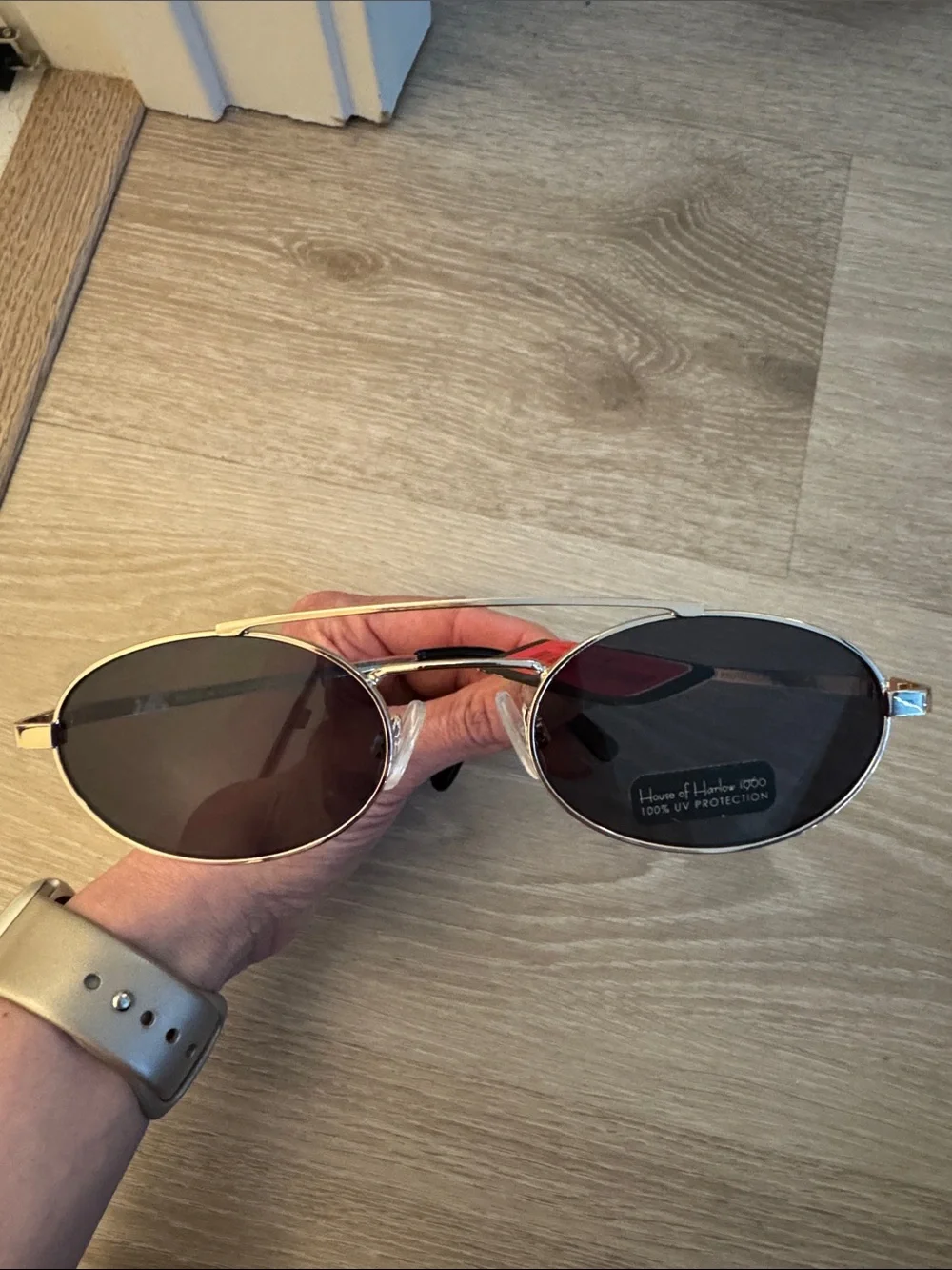 House of Harlow 1960 Gold Metal Frame Sunglasses NEW 🏷️